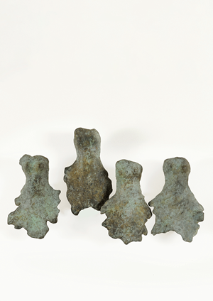 Dames. Bronzen beeld van Nell de Veer.